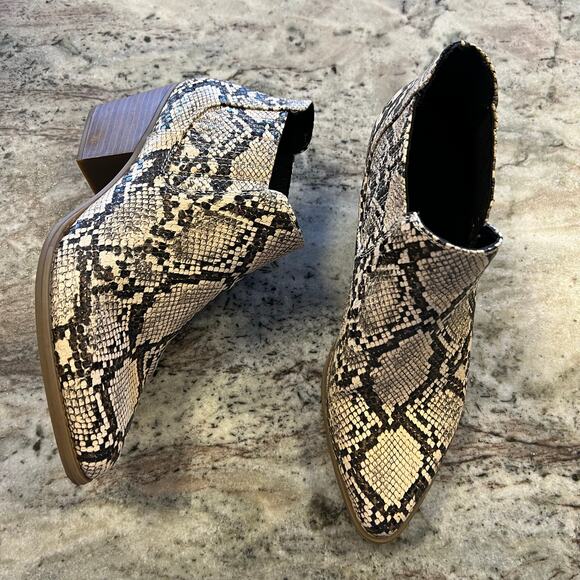 A.N.A Snake Print Ankle Height Heeled Booties Size 9 - Picture 4 of 5